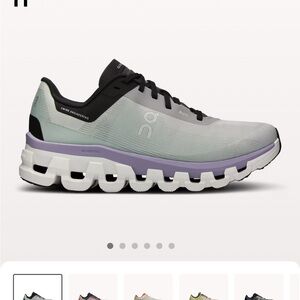 On running sneakers. Cloudflow. Size 8.5